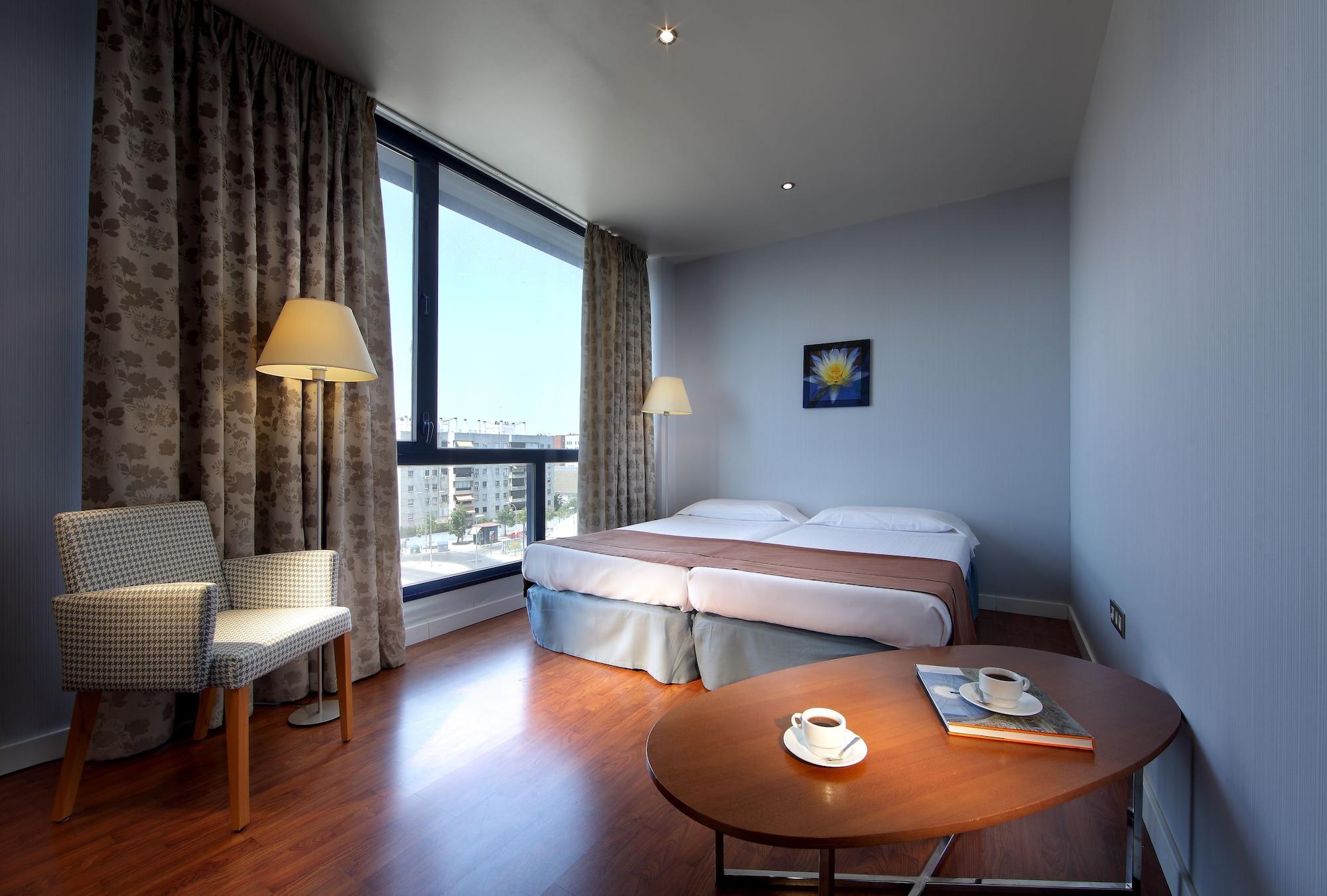 เอ็กเซ เซบียา ปาลเมรา Hotel เซบีญา ภายนอก รูปภาพ
