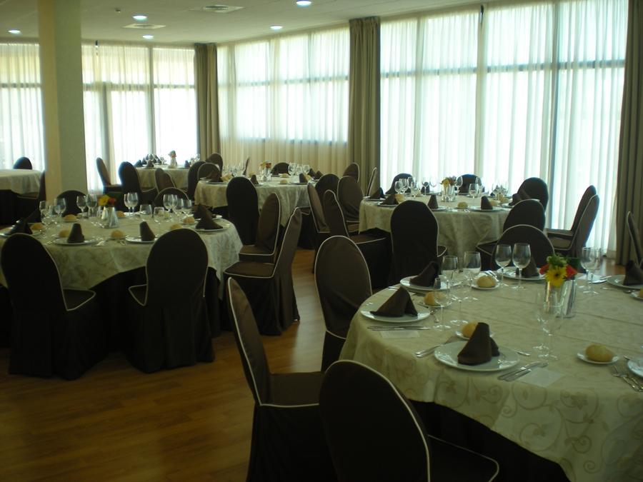 เอ็กเซ เซบียา ปาลเมรา Hotel เซบีญา ร้านอาหาร รูปภาพ