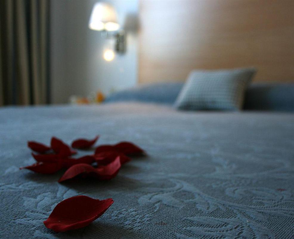 เอ็กเซ เซบียา ปาลเมรา Hotel เซบีญา ภายนอก รูปภาพ